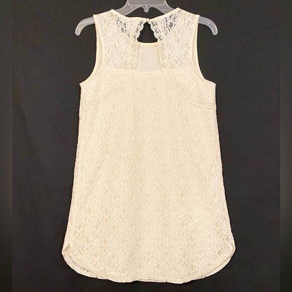 Monteau floral lace off-white cream mini dress or wear as tunic if you want. - Picture 2 of 5